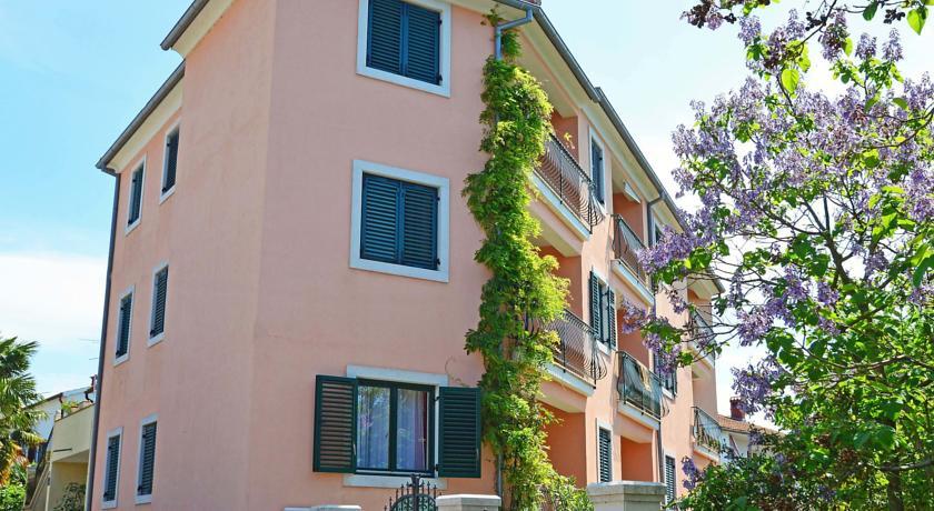 Amazing Apartment In Rovinj With Wifi الغرفة الصورة