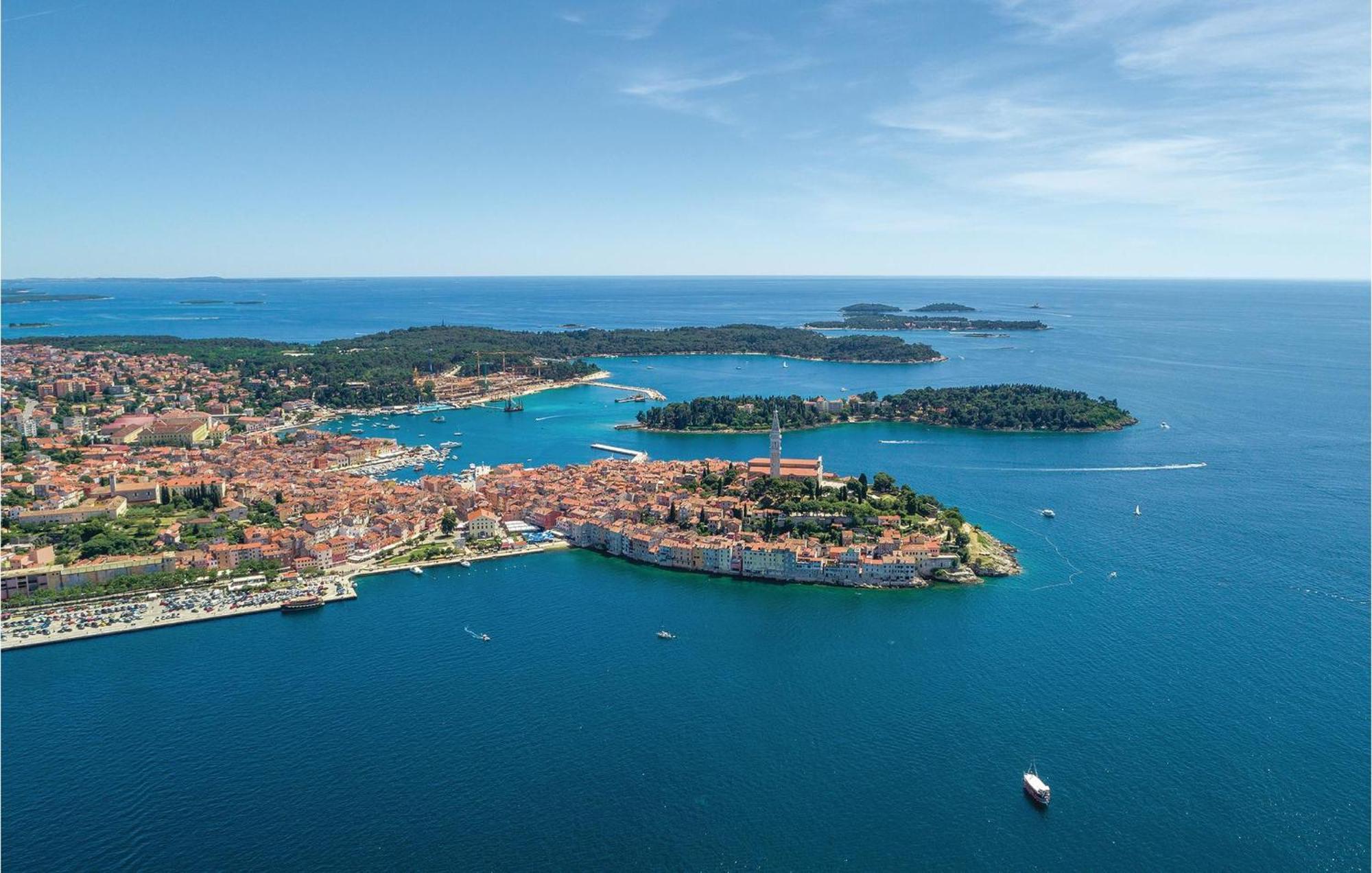 Amazing Apartment In Rovinj With Wifi المظهر الخارجي الصورة